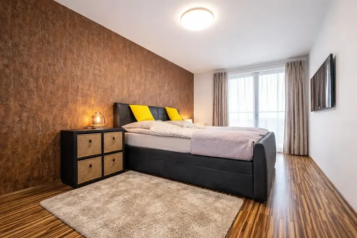 Pronájem bytu 2+kk, Praha - Záběhlice, Na Slatince, 71 m2