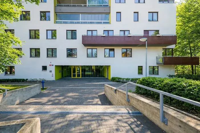 Pronájem bytu 2+kk, Praha - Záběhlice, Na Slatince, 71 m2
