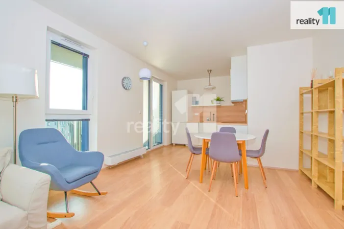 Pronájem bytu 2+kk, Liberec - Liberec III-Jeřáb, Kladenská, 57 m2