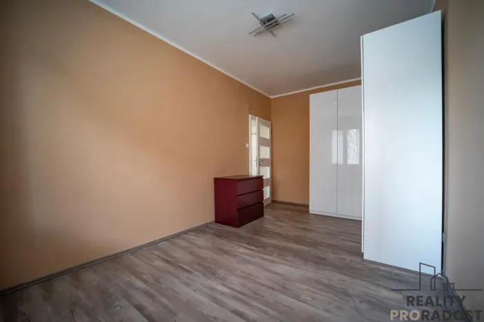 Pronájem bytu 2+1, Ostrava - Poruba, Zdeňka Štěpánka, 52 m2