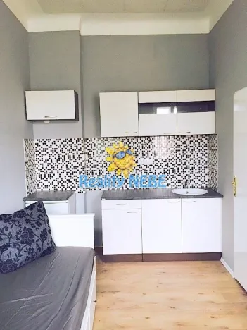 Pronájem bytu 1+kk, Praha - Žižkov, Roháčova, 15 m2