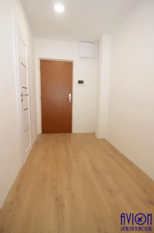Prodej bytu 2+kk, Praha - Prosek, Prosecká, 40 m2