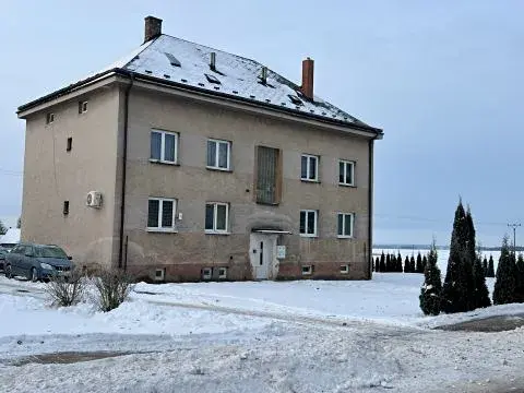 Prodej bytu 3+1, Lužany, 86 m2