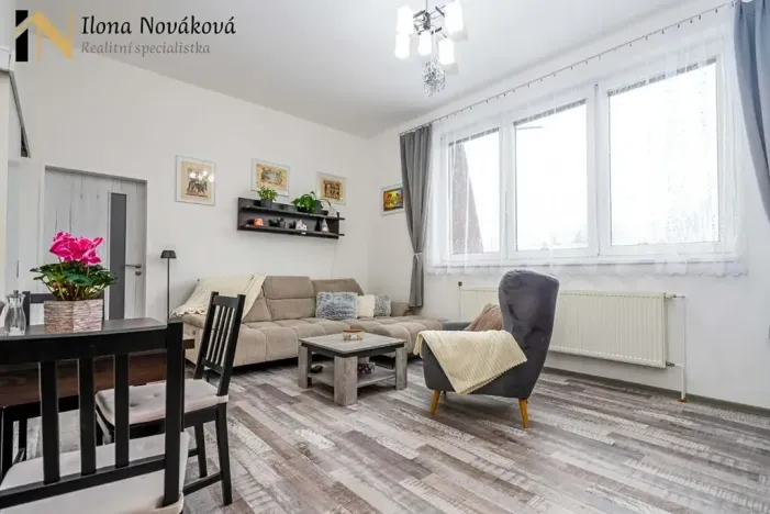 Prodej bytu 2+kk, Milovice, Višňová, 63 m2