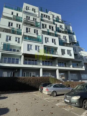 Pronájem garážového stání, Olomouc, Okružní, 12 m2