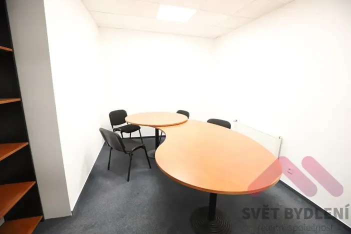 Pronájem kanceláře, Praha - Libeň, Voctářova, 117 m2