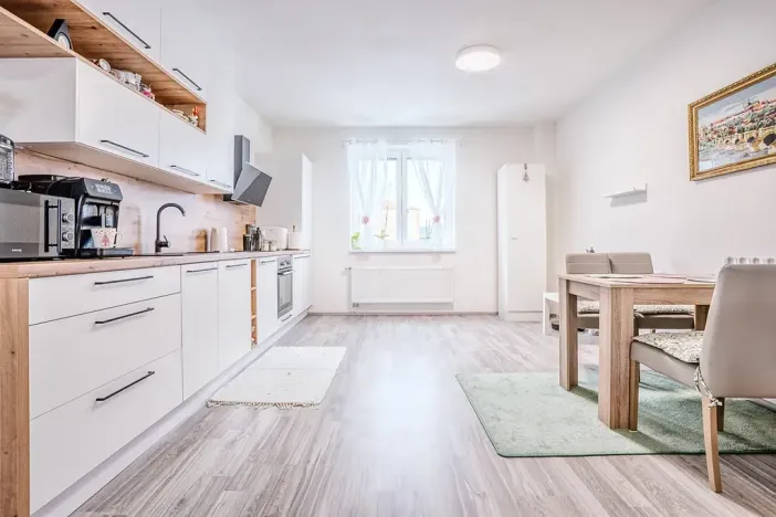 Prodej bytu 2+kk, Nová Role, Svobodova, 80 m2