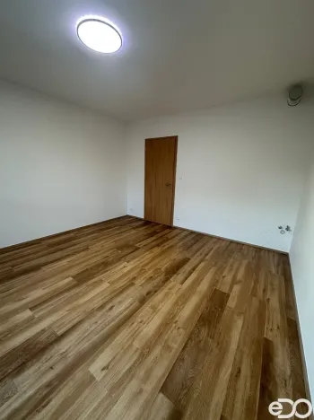 Pronájem bytu 1+kk, Kralupy nad Vltavou, Nádražní, 28 m2
