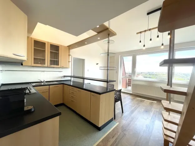 Pronájem bytu 3+kk, Praha - Smíchov, Nad Palatou, 75 m2