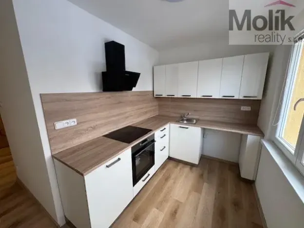 Pronájem bytu 2+1, Duchcov, Sadová, 56 m2