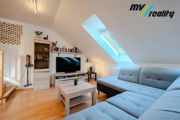 Prodej bytu 4+kk, Milovice, Kaštanová, 131 m2