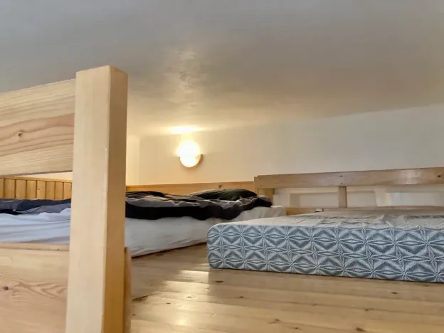 Pronájem bytu 1+kk, Praha - Košíře, Vrchlického, 26 m2