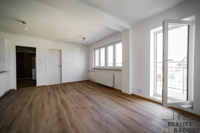 Pronájem bytu 2+kk, Ostrava - Moravská Ostrava, Nádražní, 40 m2