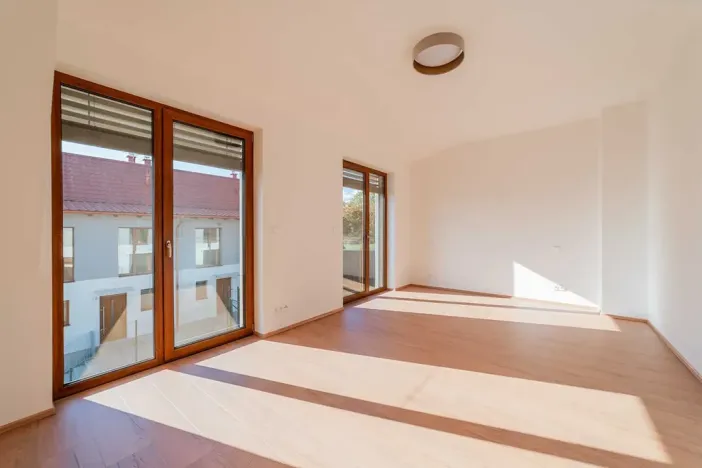 Prodej bytu 4+kk, Mořina, 106 m2