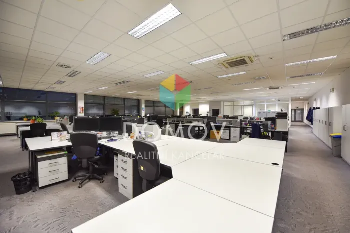 Pronájem kanceláře, Zdice - Černín, 1050 m2