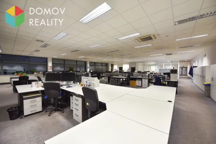 Pronájem kanceláře, Zdice - Černín, 1050 m2
