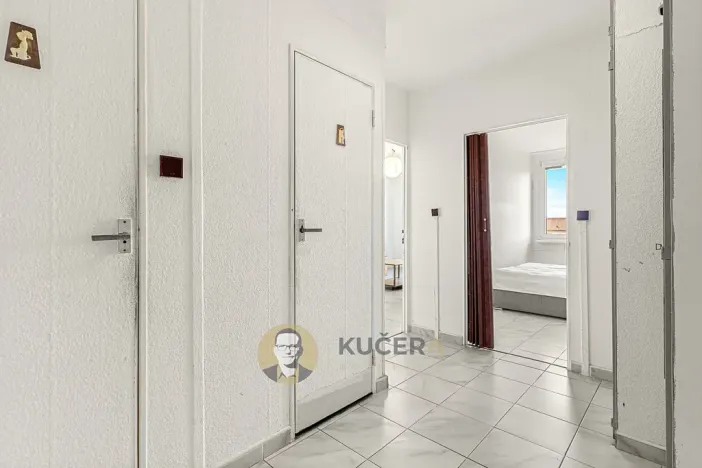 Pronájem bytu 2+kk, Kralupy nad Vltavou, sídl. U Cukrovaru, 42 m2