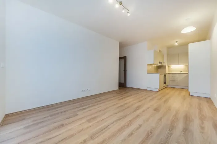 Pronájem bytu 2+kk, Praha - Kyje, Sicherova, 50 m2