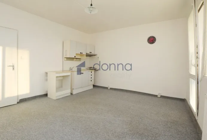 Pronájem bytu 1+kk, Praha, Mařatkova, 30 m2