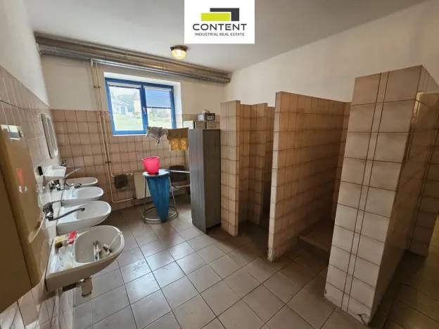 Pronájem skladu, Dolní Kalná, 1500 m2