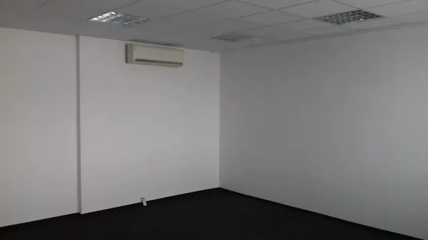 Pronájem kanceláře, Praha, Dobronická, 150 m2