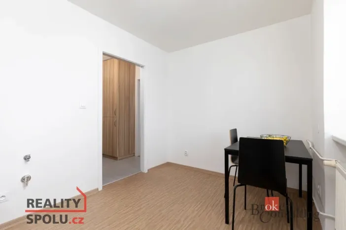 Pronájem bytu 1+1, Dolní Benešov, Osada míru, 33 m2