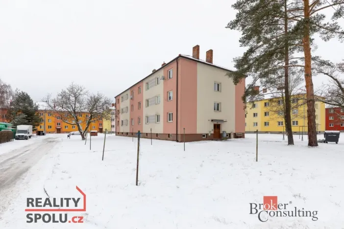 Pronájem bytu 1+1, Dolní Benešov, Osada míru, 33 m2