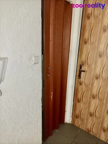 Pronájem bytu 1+1, Chomutov, 17. listopadu, 35 m2