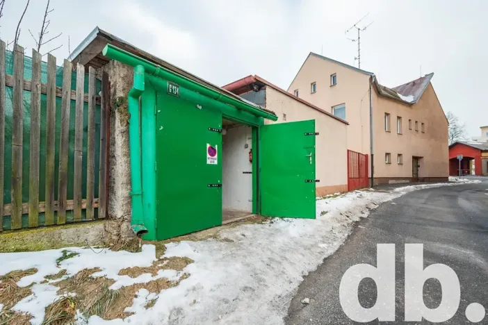 Pronájem garáže, Karlovy Vary, Nádražní, 14 m2