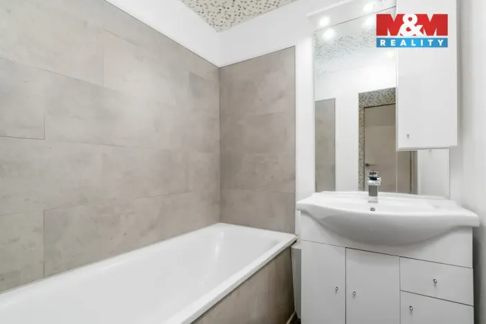 Prodej bytu 3+1, Ústí nad Labem - Neštěmice, Seifertova, 81 m2