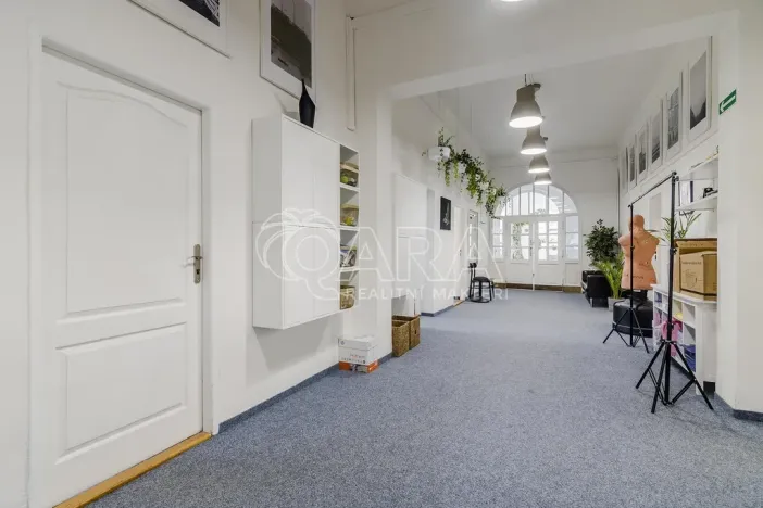 Pronájem kanceláře, Praha - Záběhlice, Za potokem, 270 m2