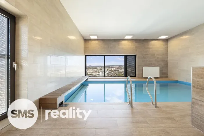 Pronájem atypického bytu, Brno - Štýřice, Pražákova, 332 m2