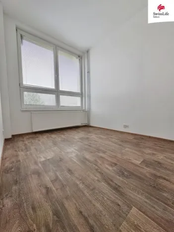 Pronájem bytu 2+kk, Meziboří, nám. 8. května, 54 m2
