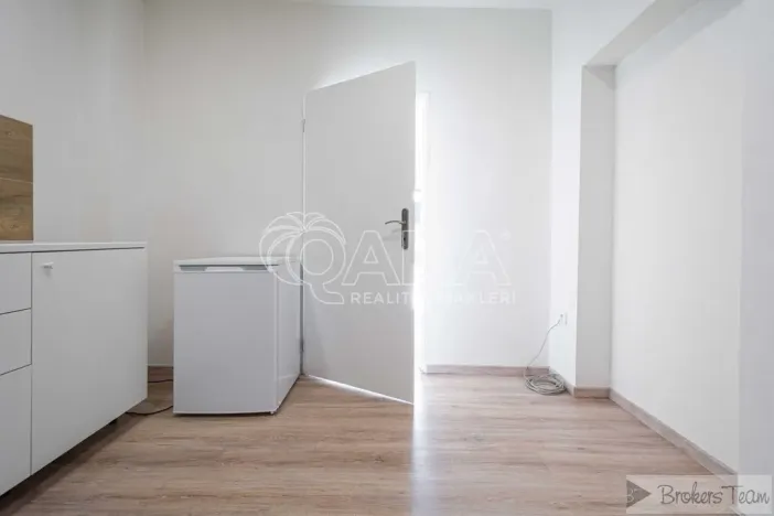 Pronájem bytu 1+1, Praha - Kbely, Semilská, 30 m2