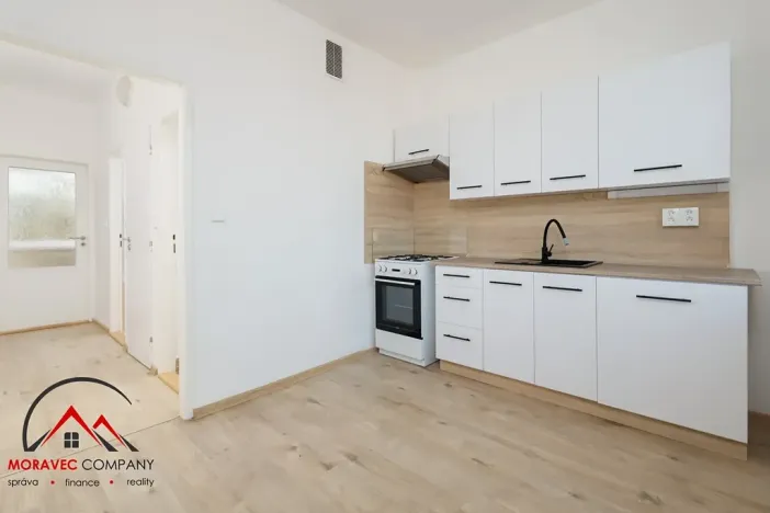Pronájem bytu 2+1, Český Těšín, Ostravská, 57 m2