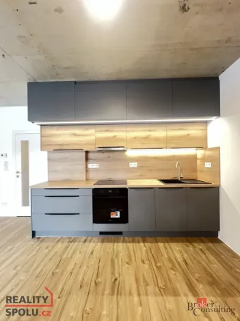 Pronájem bytu 1+kk, Liberec - Liberec XII-Staré Pavlovice, Polní, 34 m2