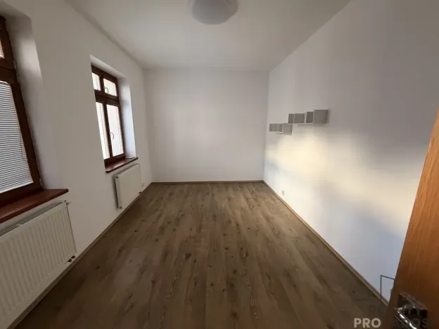 Pronájem bytu 2+kk, Olomouc, Ostružnická, 76 m2