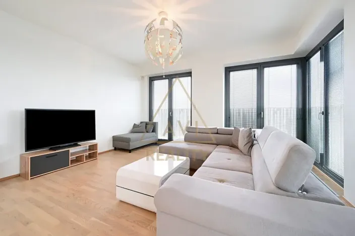 Pronájem bytu 3+kk, Praha - Žižkov, Olšanská, 86 m2