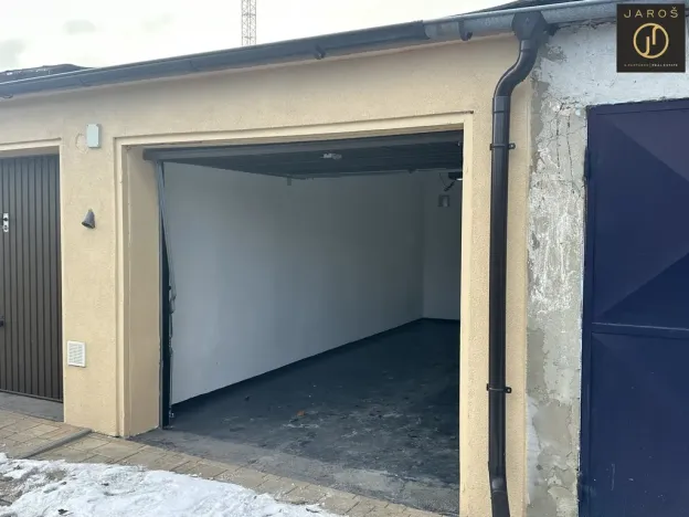 Prodej garáže, Kladno, U Cihelny, 19 m2