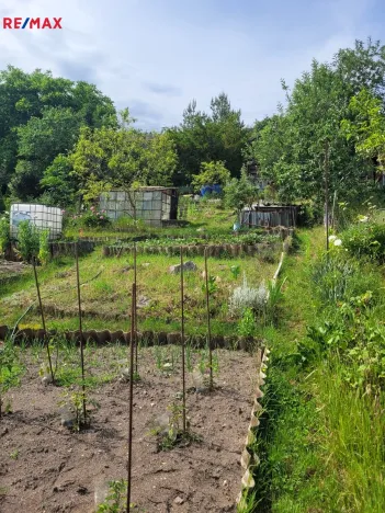 Prodej zahrady, Beroun, 387 m2