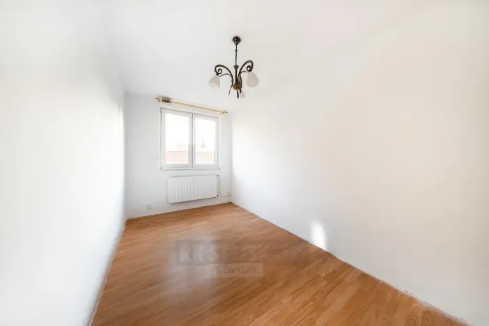 Prodej bytu 3+1, Lišov - Hůrky, 78 m2