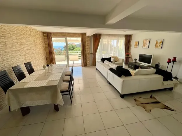 Prodej bytu 3+kk, Сеоце, Černá Hora, 61 m2