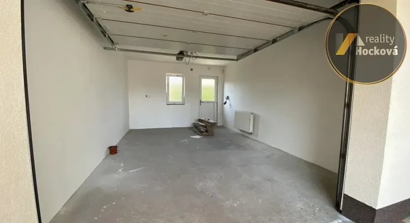 Pronájem rodinného domu, Postřižín, Duhová, 176 m2