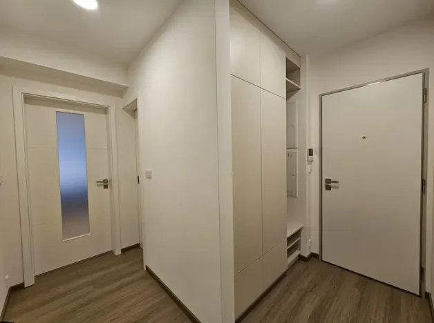 Pronájem bytu 1+kk, Jablonec nad Nisou, Krkonošská, 62 m2