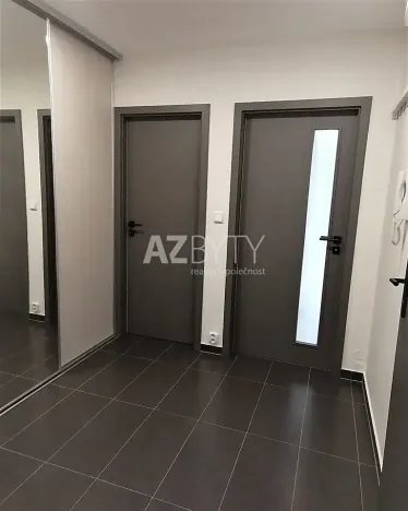 Pronájem bytu 2+kk, Praha - Bohnice, Toruňská, 68 m2