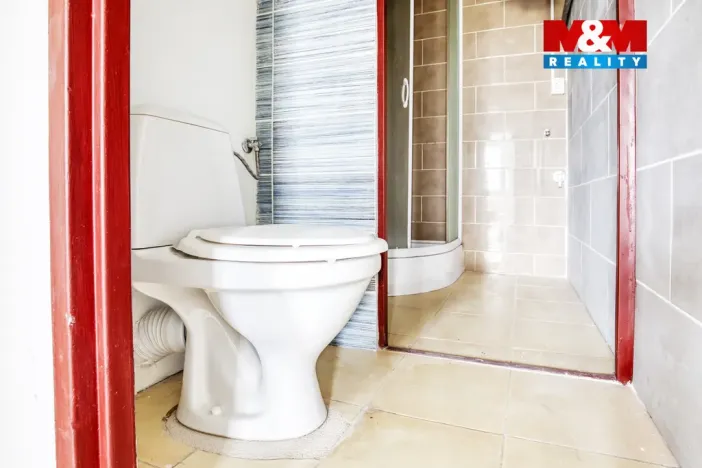 Pronájem bytu 2+1, Rovná, 67 m2