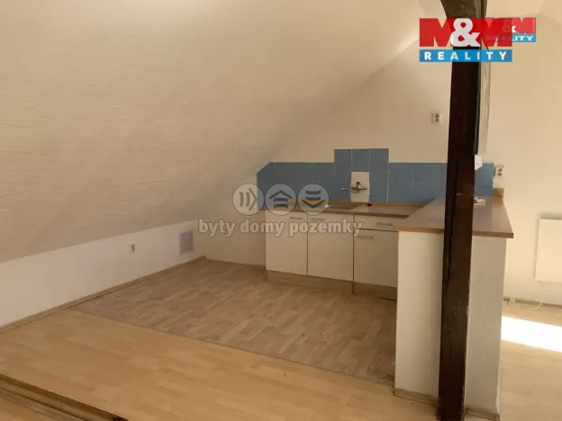 Pronájem bytu 1+kk, Vojkovice - Bukol, 58 m2