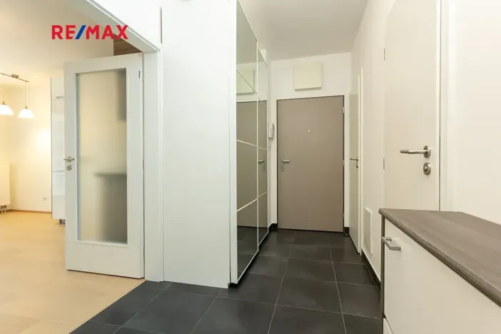 Pronájem bytu 3+kk, Praha - Hlubočepy, Devonská, 64 m2