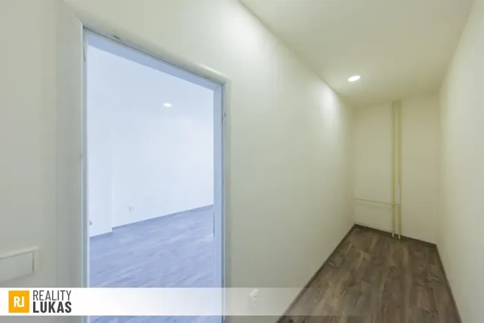 Pronájem bytu 1+1, Ostrava, 28. října, 47 m2