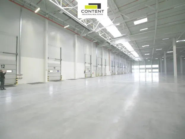 Pronájem výrobních prostor, Syrovice, 5063 m2